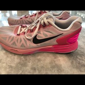 Nike Lunarglide Size 8
